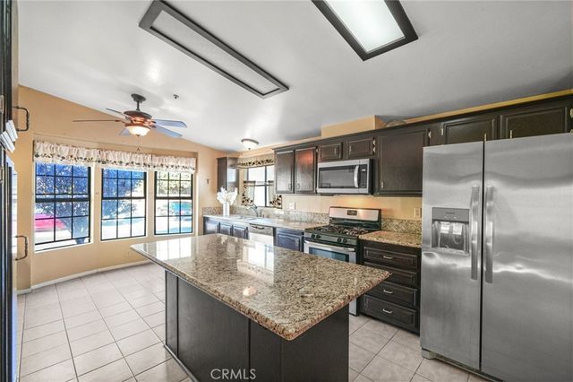 13691 Gavina Avenue 585, Sylmar, CA 91342