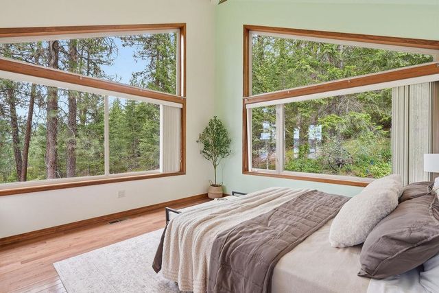 24324 E Tum Tum Dr, Liberty Lake, WA 99019