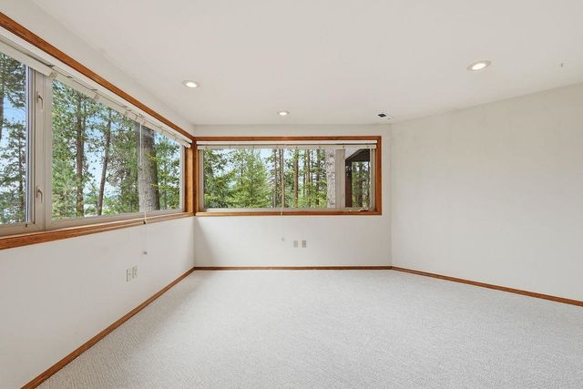 24324 E Tum Tum Dr, Liberty Lake, WA 99019