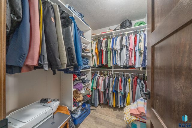 813 N Anthem Dr Drive, Sioux Falls, SD 57110