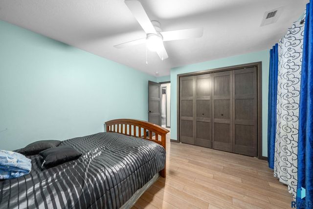 813 N Anthem Dr Drive, Sioux Falls, SD 57110