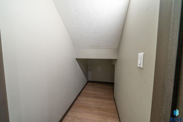 813 N Anthem Dr Drive, Sioux Falls, SD 57110