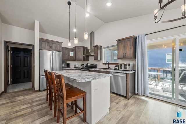 813 N Anthem Dr Drive, Sioux Falls, SD 57110