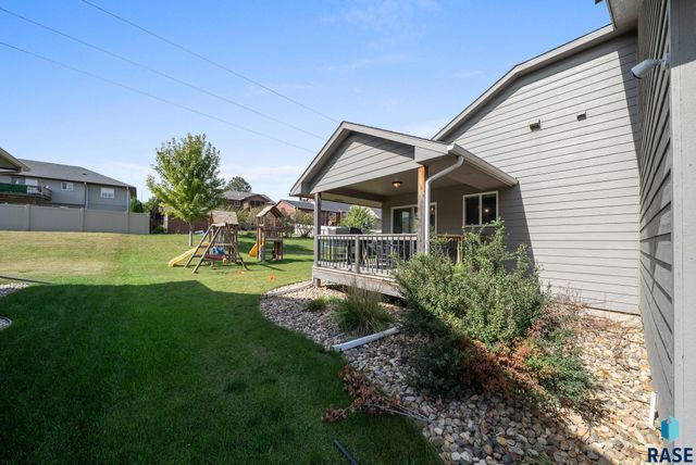 813 N Anthem Dr Drive, Sioux Falls, SD 57110