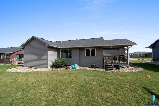 813 N Anthem Dr Drive, Sioux Falls, SD 57110