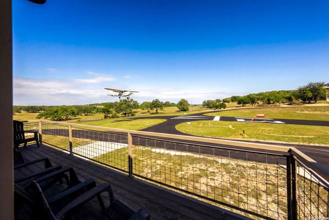 970 Flightline, Spring Branch, TX 78070