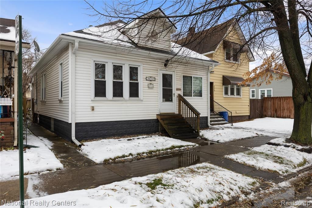 251 Richter Street, River Rouge, MI 48218