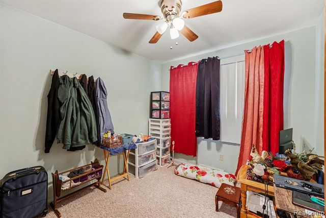 30955 Iroquois Drive, Warren, MI 48088