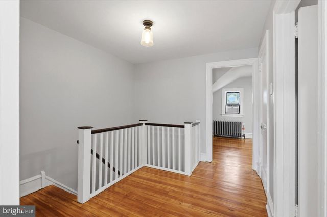 7811 LINDEN, Wyndmoor, PA 19038