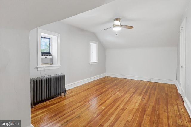 7811 LINDEN, Wyndmoor, PA 19038
