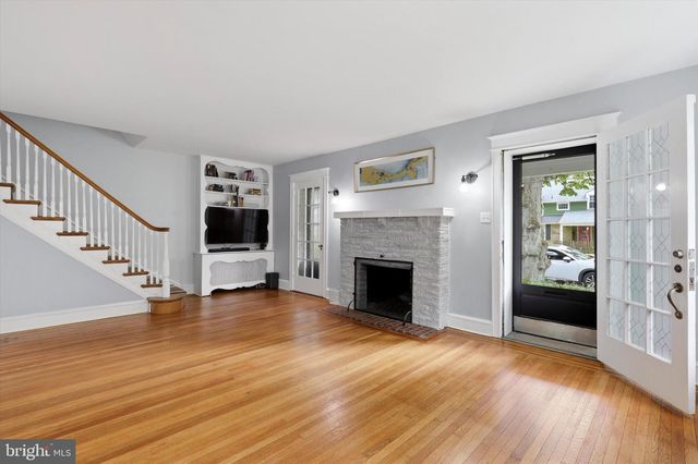7811 LINDEN, Wyndmoor, PA 19038