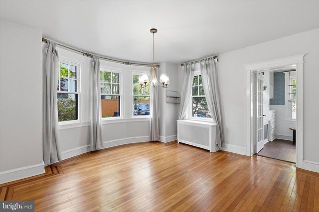 7811 LINDEN, Wyndmoor, PA 19038