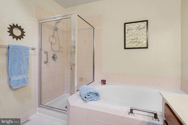 1706 COVENTRY POINTE LN, Pottstown, PA 19465