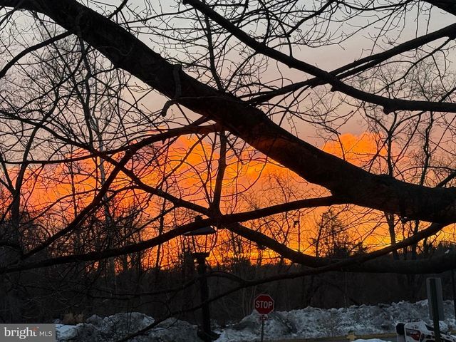 1706 COVENTRY POINTE LN, Pottstown, PA 19465