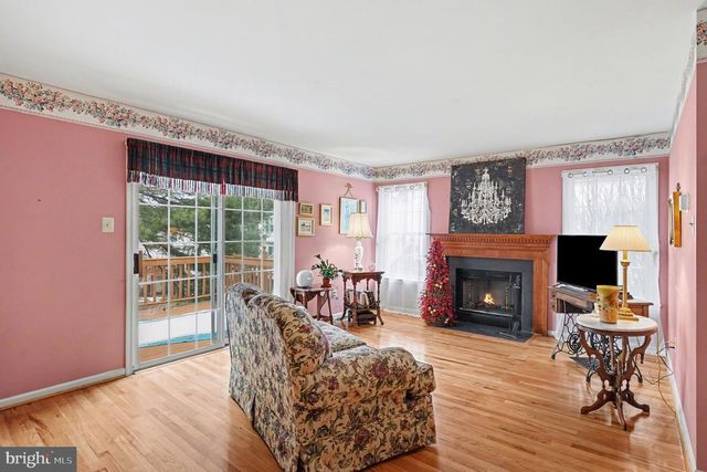 1706 COVENTRY POINTE LN, Pottstown, PA 19465