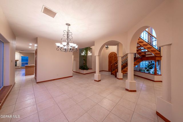 53 S TREVINO Road, Santa Teresa, NM 88008