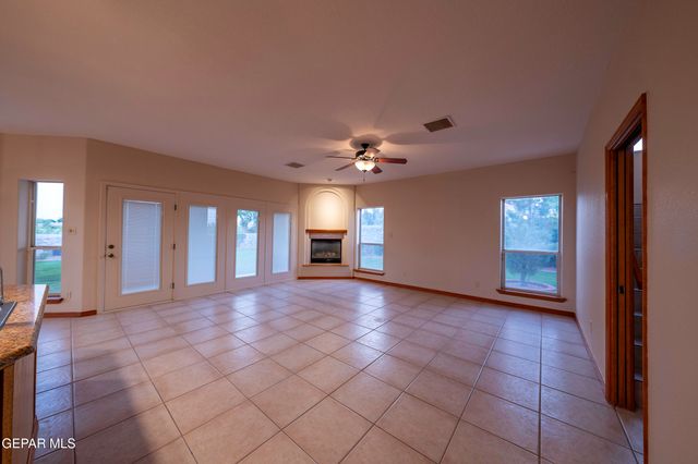 53 S TREVINO Road, Santa Teresa, NM 88008