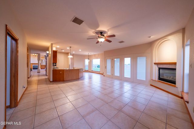 53 S TREVINO Road, Santa Teresa, NM 88008