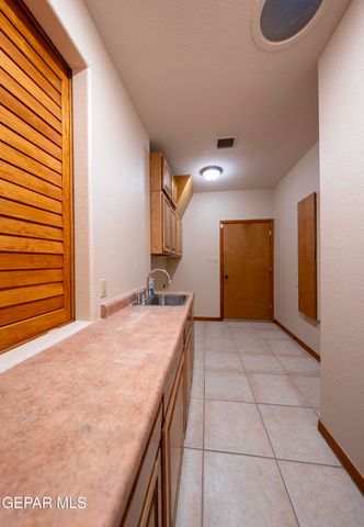 53 S TREVINO Road, Santa Teresa, NM 88008