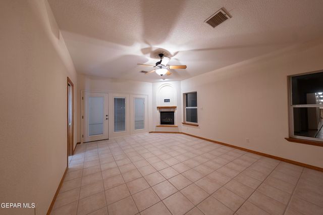 53 S TREVINO Road, Santa Teresa, NM 88008