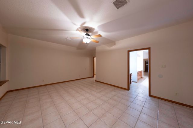 53 S TREVINO Road, Santa Teresa, NM 88008