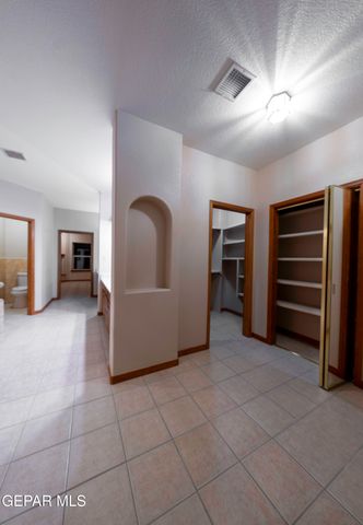 53 S TREVINO Road, Santa Teresa, NM 88008