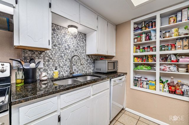 3813 Wild Rye Trail B, San Angelo, TX 76904