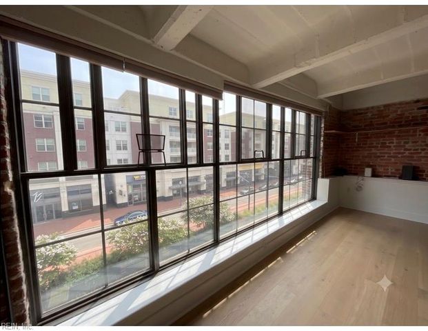 435 Monticello Ave Unit 300C, Norfolk, VA 23510