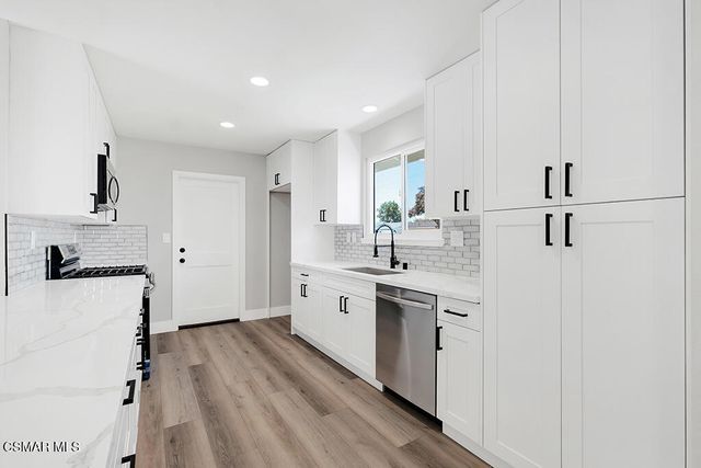 1548 Wallace Street, Simi Valley, CA 93065