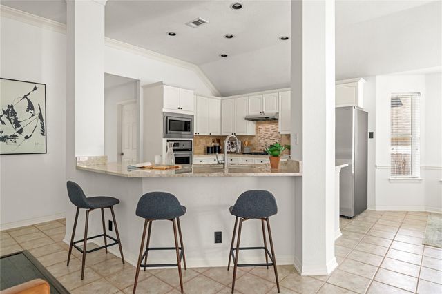 3135 Burks LN, Austin, TX 78732