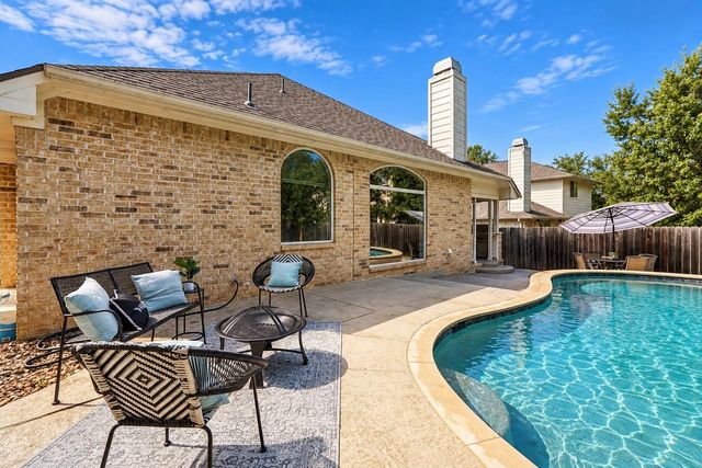 3135 Burks LN, Austin, TX 78732