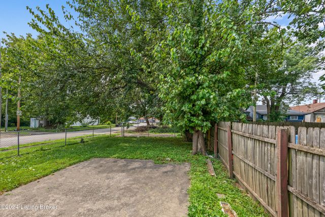 2200 Saint Louis Ave, Louisville, KY 40210
