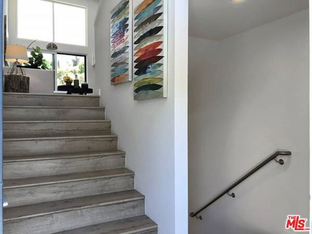 2211 GRIFFITH PARK 6, Los Angeles, CA 90039