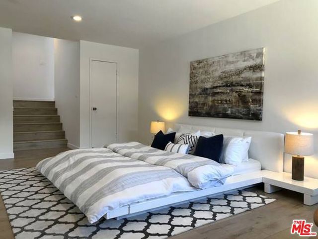 2211 GRIFFITH PARK 6, Los Angeles, CA 90039