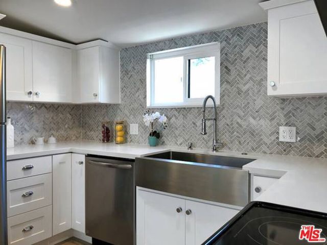 2211 GRIFFITH PARK 6, Los Angeles, CA 90039