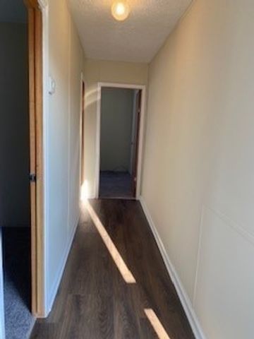 617 Kerri Ln, Oak Grove, KY 42262