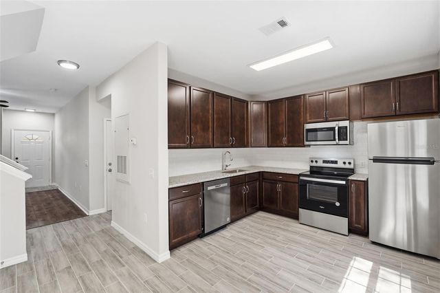 7560 PLANTATION CIRCLE, Bradenton, FL 34201