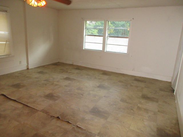 115 E Topeka Street, Shreveport, LA 71101
