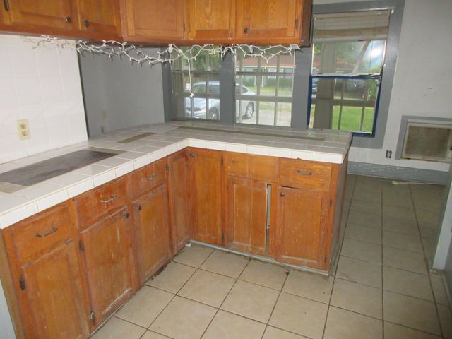 115 E Topeka Street, Shreveport, LA 71101