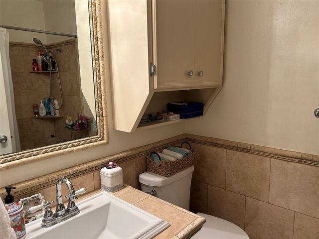 9885 Silver Creek Drive, Scurry, TX 75158