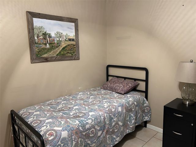 9885 Silver Creek Drive, Scurry, TX 75158