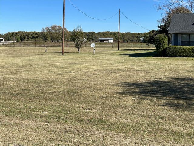 9885 Silver Creek Drive, Scurry, TX 75158