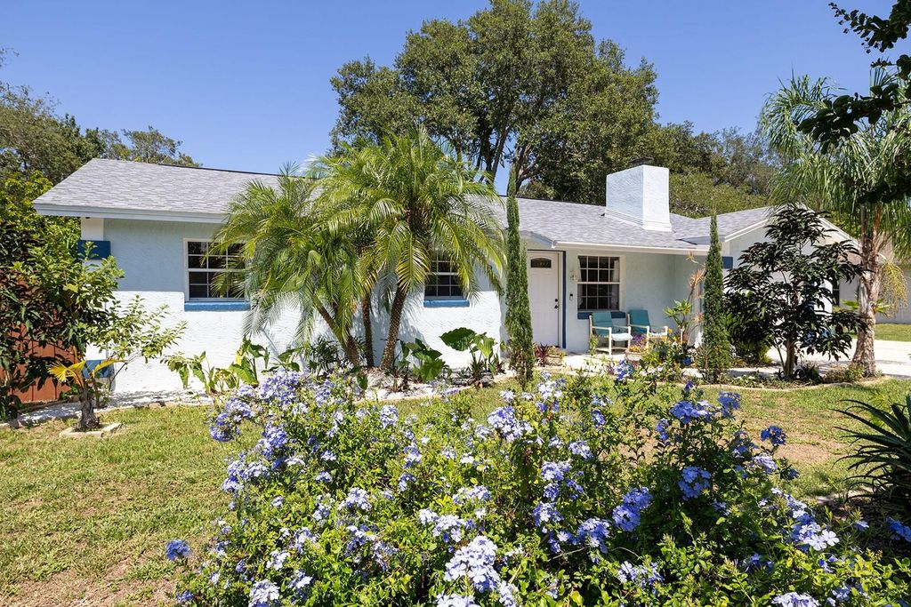 2553 NORDMAN AVENUE, New Smyrna Beach, FL 32168