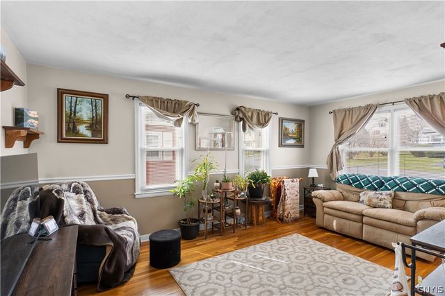 108 Hazel Avenue, Dewitt, NY 13057