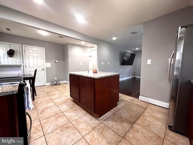 4010 73RD AVE, Hyattsville, MD 20784