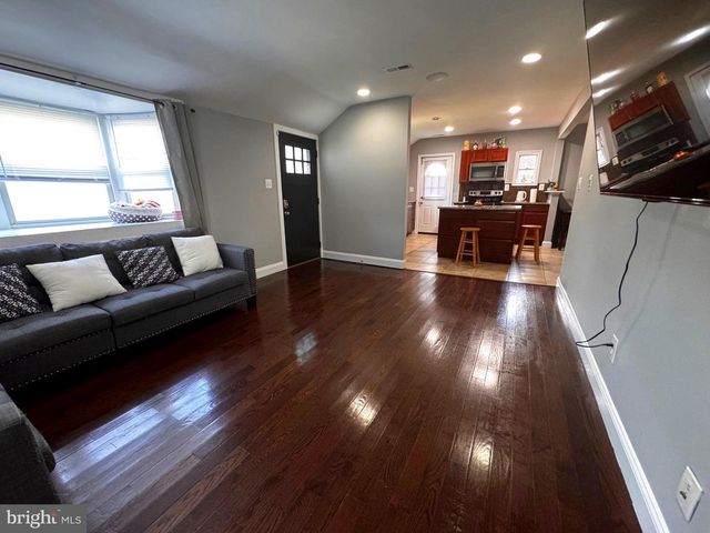 4010 73RD AVE, Hyattsville, MD 20784