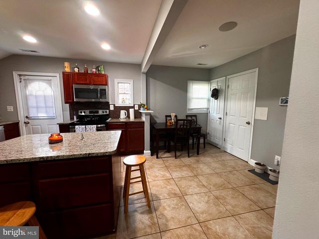 4010 73RD AVE, Hyattsville, MD 20784