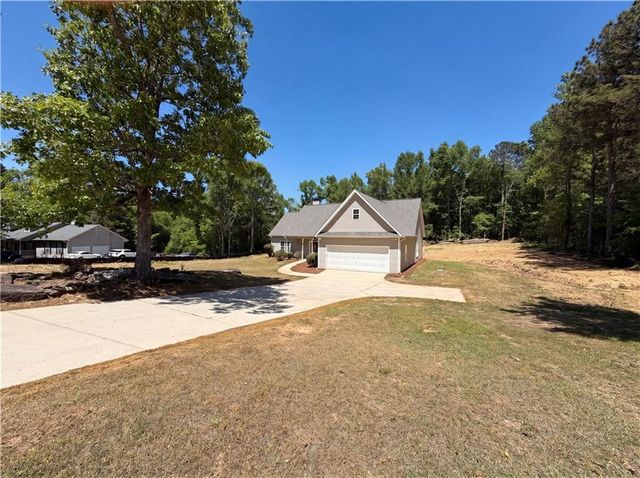 130 White Acres Drive, Stockbridge, GA 30281