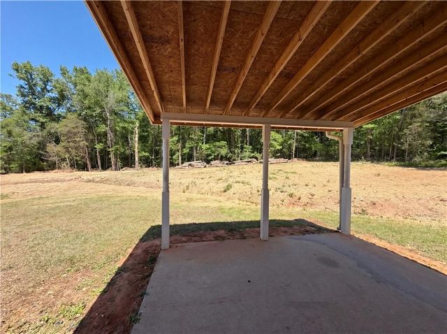 130 White Acres Drive, Stockbridge, GA 30281