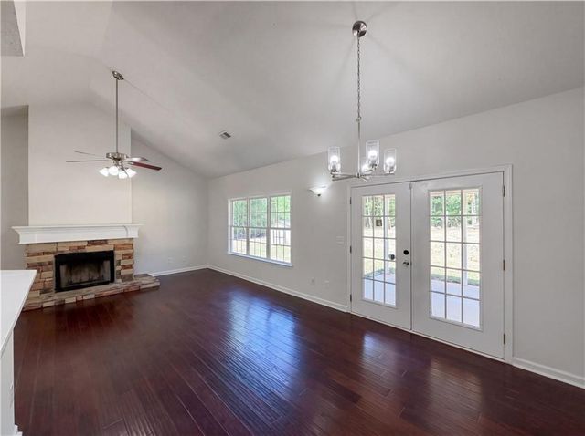 130 White Acres Drive, Stockbridge, GA 30281
